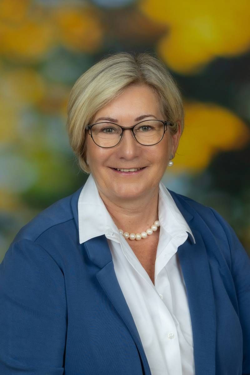 Elisabeth More